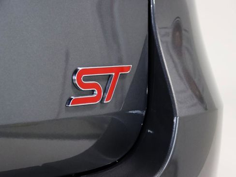 Used 2022 Ford Explorer ST w/ Equipment Group 401A image 26