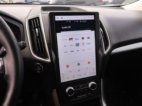 Certified 2024 Ford Edge SEL image 15