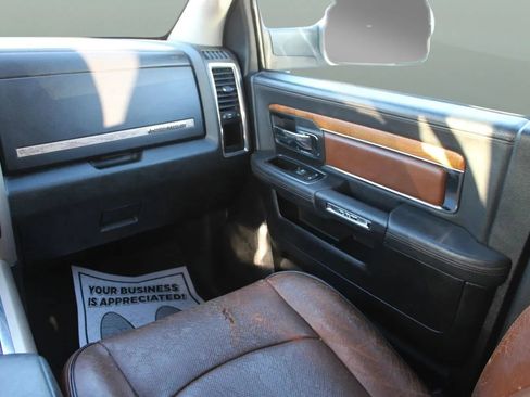 Used 2014 RAM 2500 Longhorn w/ Convenience Group AWD/4WD image 9