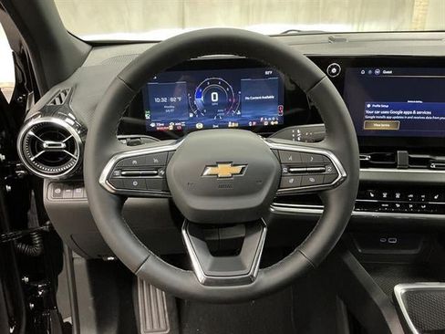 New 2027 Chevrolet Equinox LT w/ LPO, Floor Liner Package AWD/4WD image 14