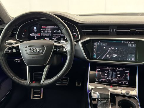 Used 2021 Audi RS 7 Sportback w/ Carbon Optic Package AWD/4WD image 19