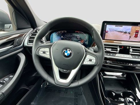 Certified 2025 BMW X4 xDrive30i AWD/4WD image 11