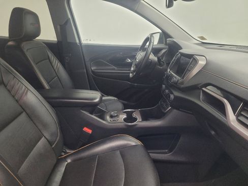 Used 2023 GMC Terrain AT4 image 21