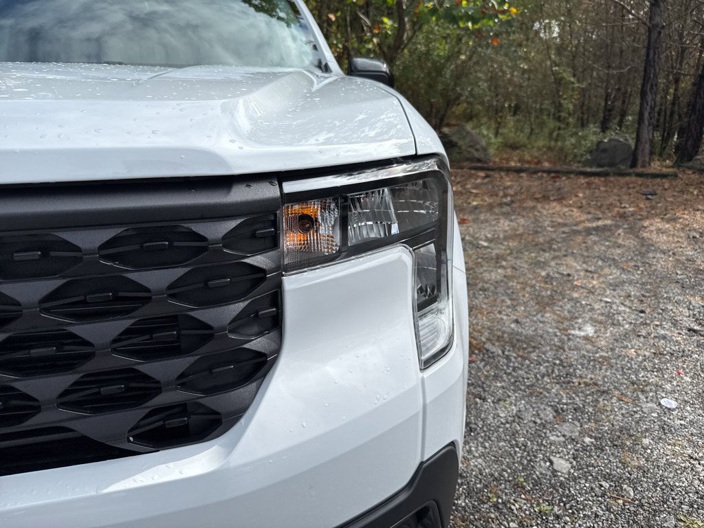 New 2025 Ford Maverick XLT w/ XLT Luxury Package FWD image 3