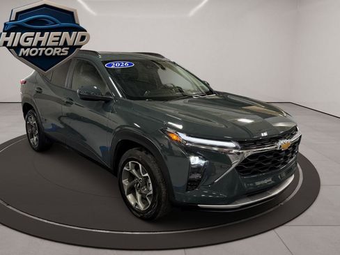 Used 2026 Chevrolet Trax LT image 8