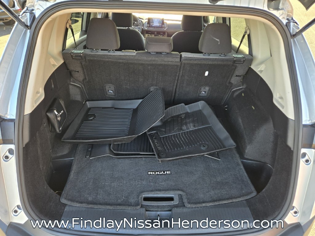 Used 2023 Nissan Rogue SV FWD image 14