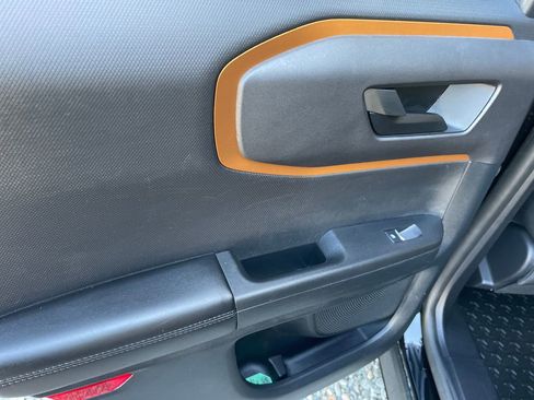 Used 2022 Ford Bronco Sport Badlands image 41