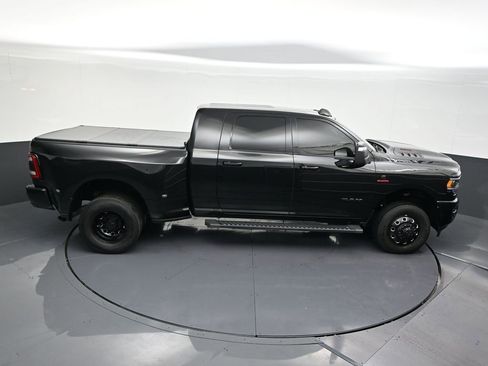 Used 2024 RAM 3500 Laramie w/ Night Edition image 23