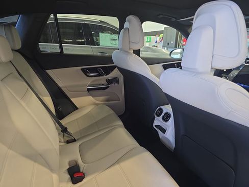 New 2026 Mercedes-Benz GLC 300 image 11