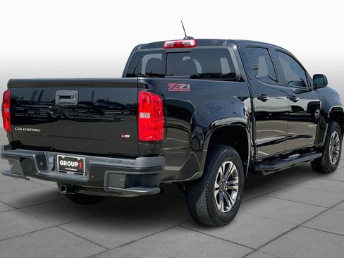 Used 2021 Chevrolet Colorado Z71 w/ Safety Package image 12