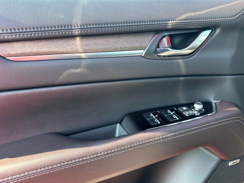 New 2025 MAZDA CX-5 Signature image 36