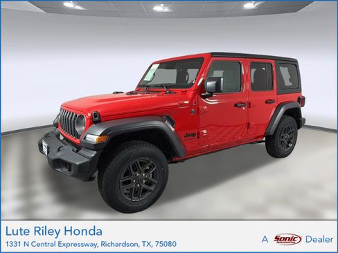 Used 2025 Jeep Wrangler Unlimited Sport AWD/4WD image 1
