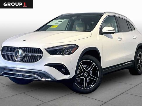 New 2026 Mercedes-Benz GLA 250 4MATIC image 1