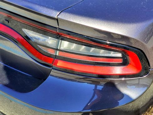 Used 2022 Dodge Charger SXT image 5