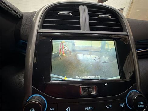 Used 2014 Chevrolet Malibu LTZ image 17