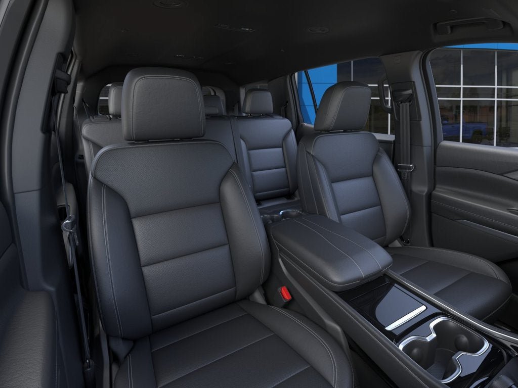 New 2027 Chevrolet Traverse LT w/ Midnight/Sport Edition FWD image 17