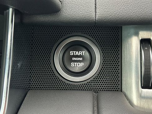 Used 2022 Land Rover Range Rover Westminster Edition image 33