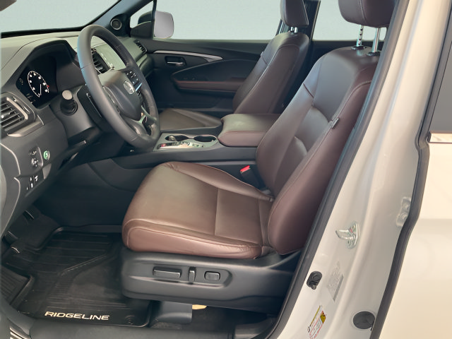 Certified 2025 Honda Ridgeline RTL image 9