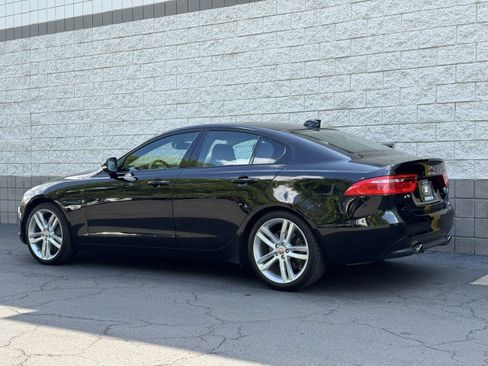 Used 2017 Jaguar XE Prestige AWD/4WD image 2