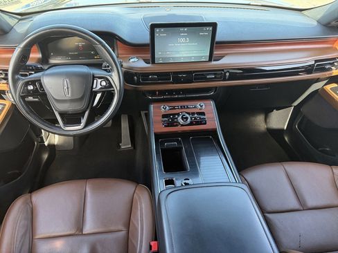 Certified 2022 Lincoln Aviator Reserve AWD/4WD image 15