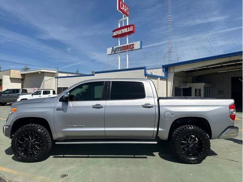 Used 2014 Toyota Tundra Limited image 9