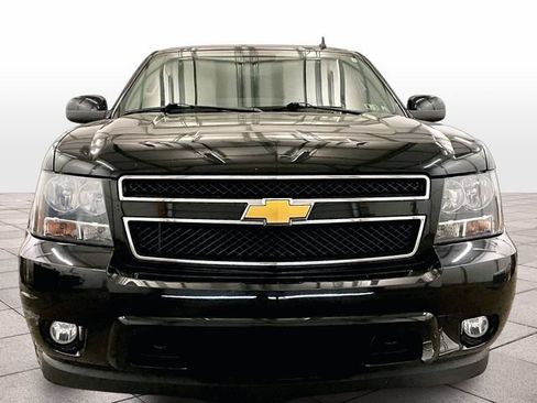 Used 2012 Chevrolet Suburban LT AWD/4WD image 4