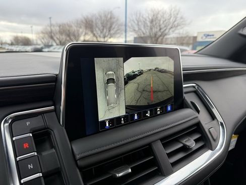 Used 2024 Chevrolet Tahoe Z71 w/ Luxury Package image 29