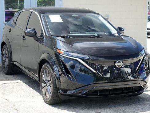 Used 2023 Nissan Ariya FWD image 46