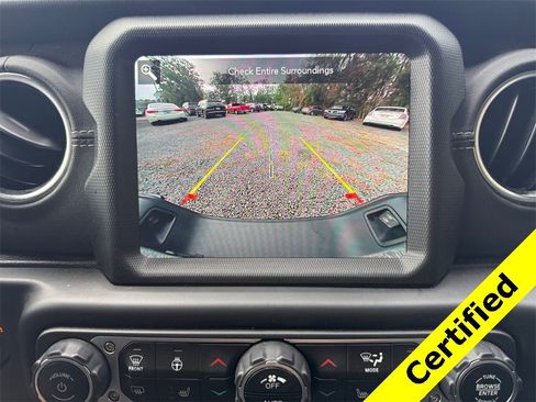 Certified 2022 Jeep Gladiator Overland w/ Popular Equipment Package image 32