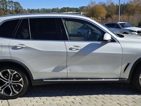 Used 2022 BMW X5 sDrive40i image 4