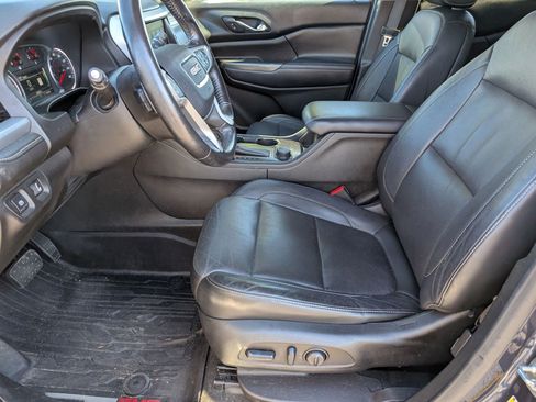 Used 2018 GMC Acadia SLT image 19