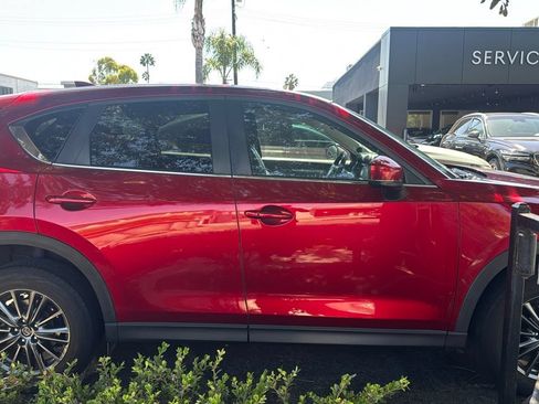 Used 2020 MAZDA CX-5 Touring FWD image 2