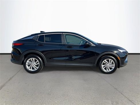 New 2026 Buick Envista Preferred w/ Convenience II Package image 3