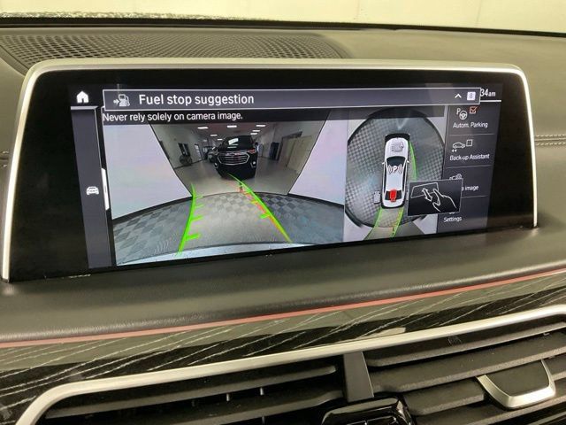 Used 2022 BMW 750i xDrive w/ Executive Package AWD/4WD image 12