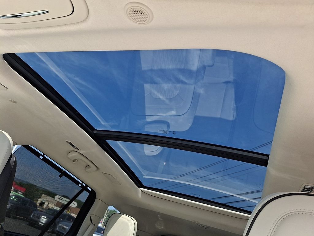 Certified 2023 Lincoln Aviator Black Label w/ Dynamic Handling Package AWD/4WD image 15