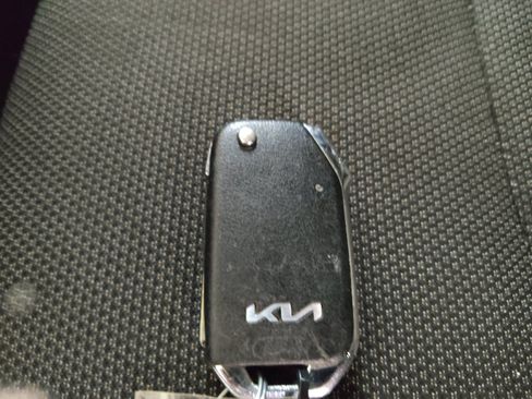 Used 2023 Kia Forte LXS FWD image 32
