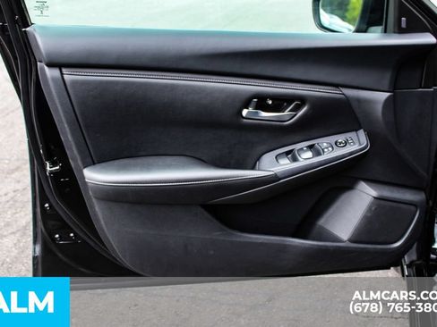 Used 2024 Nissan Sentra SV FWD image 35