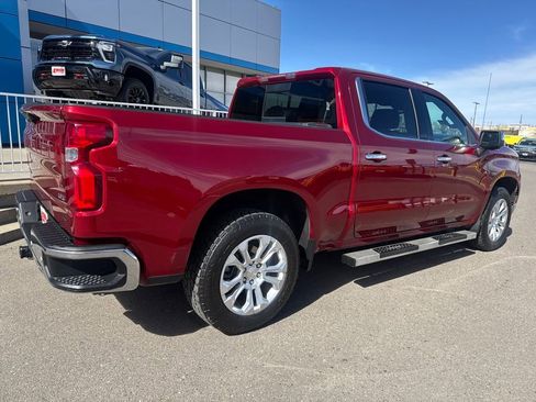 Used 2024 Chevrolet Silverado 1500 LTZ w/ LTZ Premium Package image 5