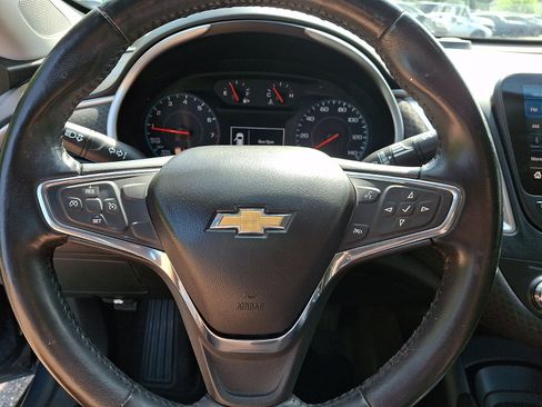 Used 2020 Chevrolet Malibu RS FWD image 25
