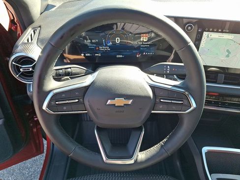 Used 2026 Chevrolet Equinox LT image 20