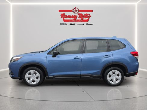 Used 2023 Subaru Forester AWD/4WD image 2