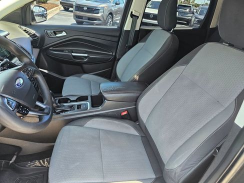 Used 2018 Ford Escape SE w/ Ford Safe & Smart Package AWD/4WD image 14
