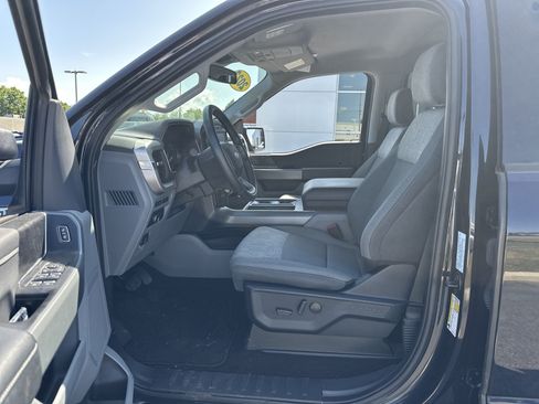 Used 2022 Ford F150 XLT w/ Equipment Group 302A High AWD/4WD image 5