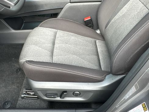 New 2026 Nissan Rogue SV AWD/4WD image 25