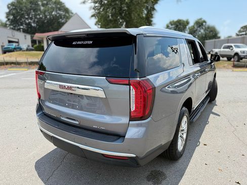 Used 2021 GMC Yukon XL SLT w/ SLT Luxury Plus Package AWD/4WD image 18