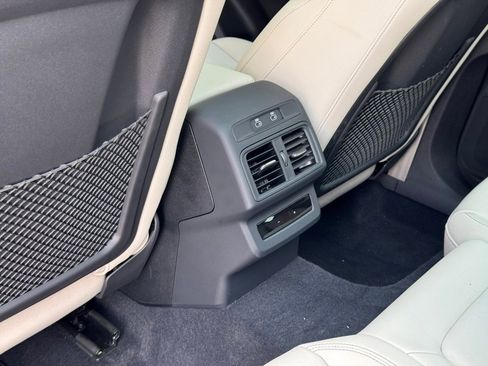 New 2025 Audi Q5 2.0T Premium image 22
