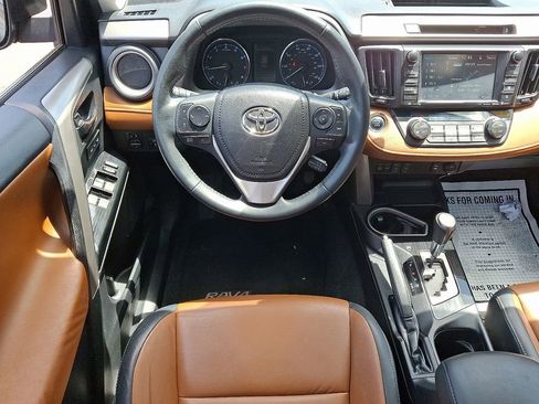 Used 2016 Toyota RAV4 Limited AWD/4WD image 11