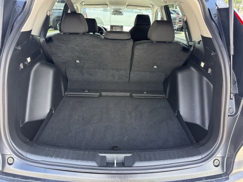 Used 2025 Honda CR-V LX image 30