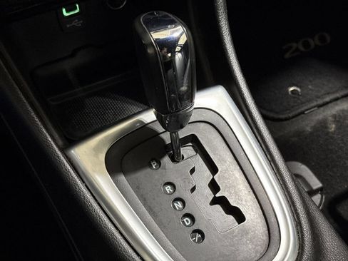 Used 2014 Chrysler 200 Limited w/ Sun/Sound Group FWD image 16