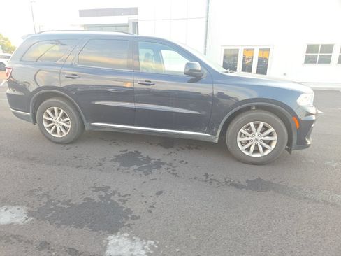 Used 2024 Dodge Durango SXT w/ 3rd Row Seating Group RWD image 16